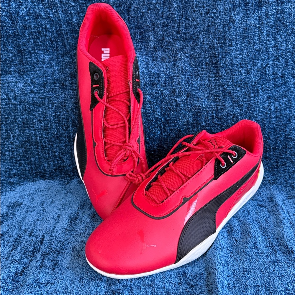 Brand new Puma SCUDERIA FERRARI X R-CAT MACHINA 'ROSSO CORSA'